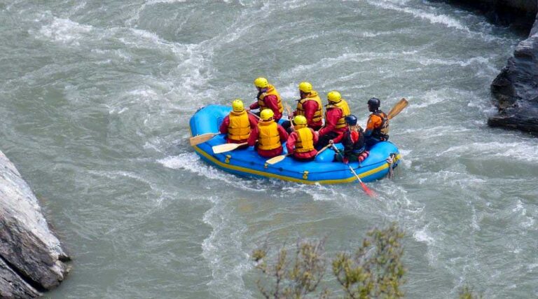 12 km rafting - Marine Drive to Shivpuri