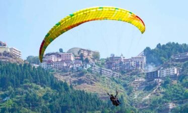 Paragliding in Mussoorie | Book Online at 20% off