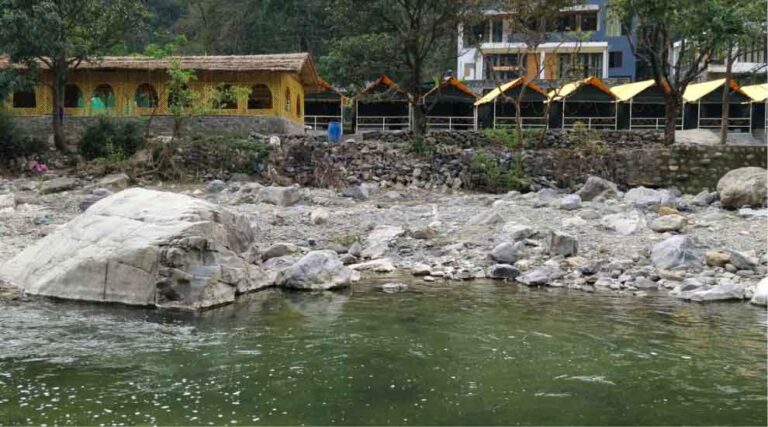 Camp Ganga Waves