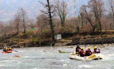 River Rafting in Manali