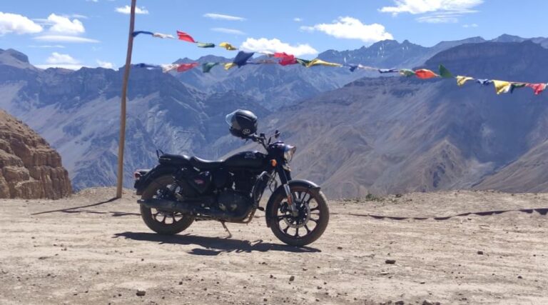 Scooty and Bike on Rent in Manali