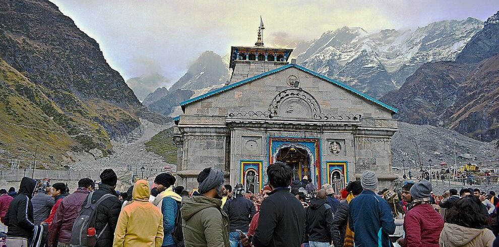 Kedarnath tour package from Ahmedabad - Book Now!