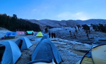Brahmatal Trek Campsite Stop