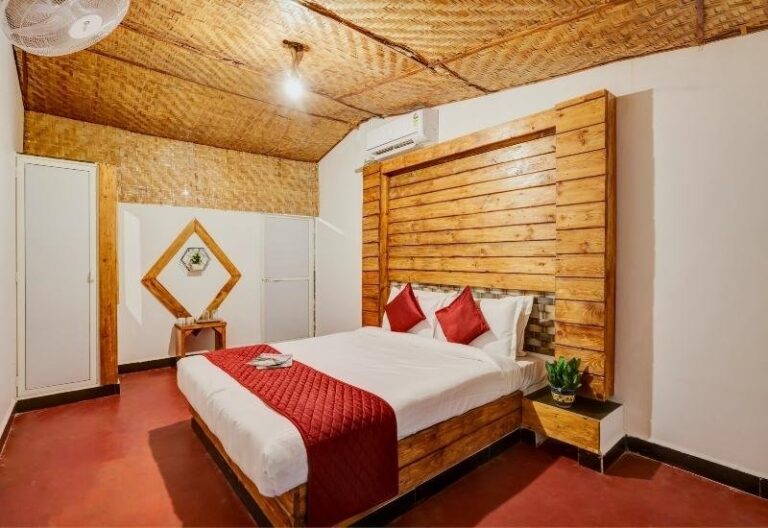 Morjim Bay Resort